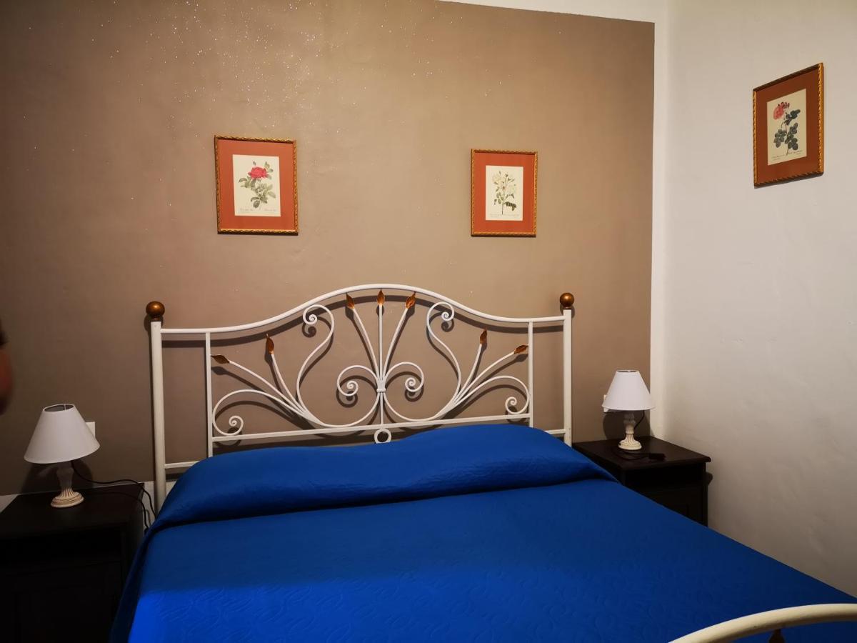 Il Nespolo Villa Кастането Кардучи Екстериор снимка