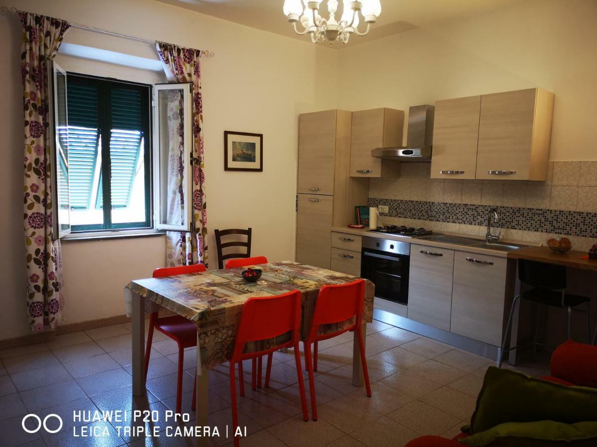 Il Nespolo Villa Кастането Кардучи Екстериор снимка